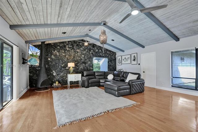 3108 Phoebe Ln, Delray Beach, FL 33444