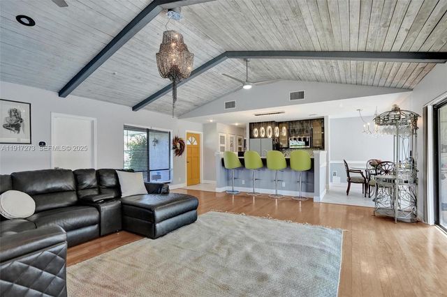 3108 Phoebe Ln, Delray Beach, FL 33444