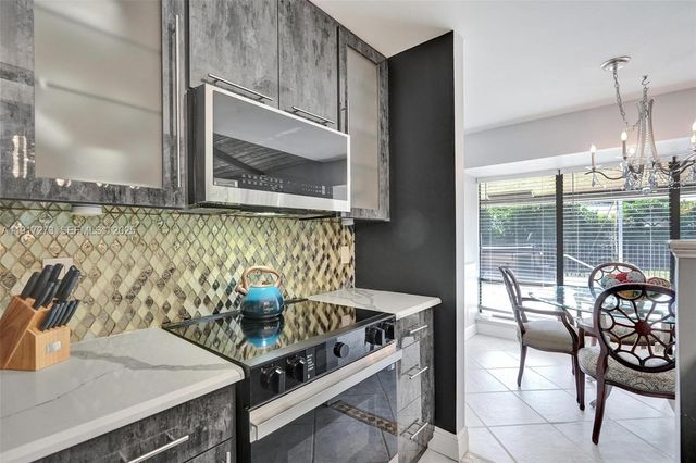 3108 Phoebe Ln, Delray Beach, FL 33444