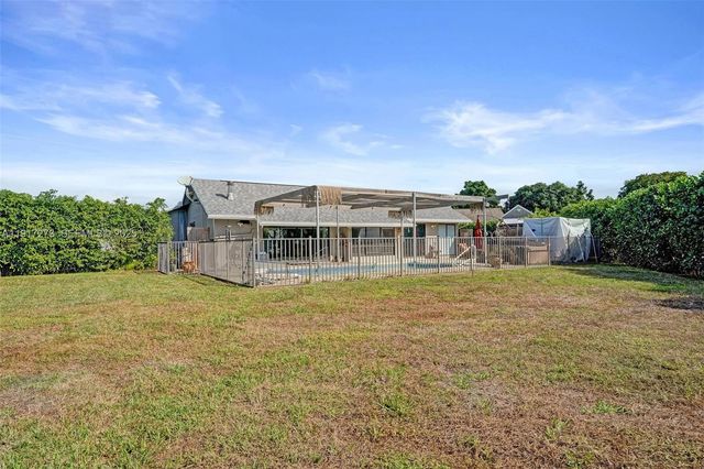 3108 Phoebe Ln, Delray Beach, FL 33444