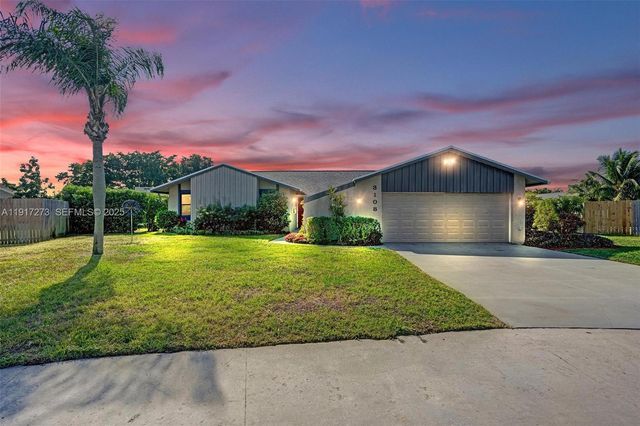 3108 Phoebe Ln, Delray Beach, FL 33444