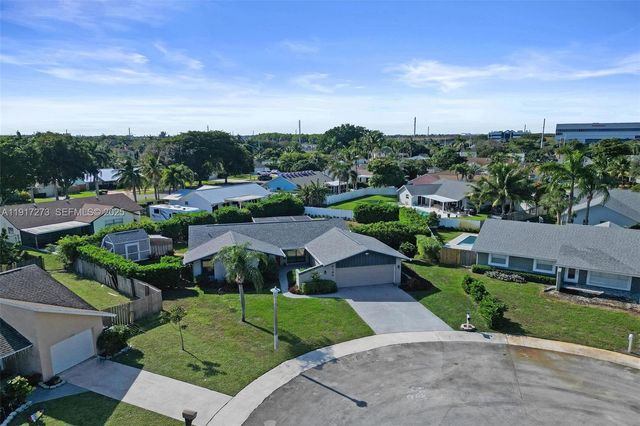 3108 Phoebe Ln, Delray Beach, FL 33444