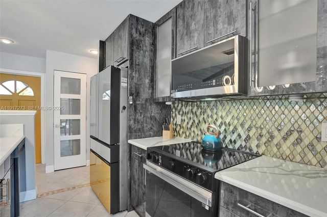 3108 Phoebe Ln, Delray Beach, FL 33444