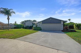 3108 Phoebe Ln, Delray Beach, FL 33444