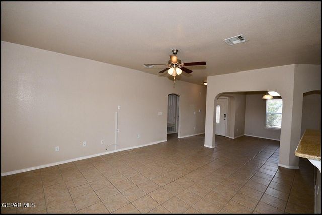 5806 REDSTONE MESA Court, El Paso, TX 79934