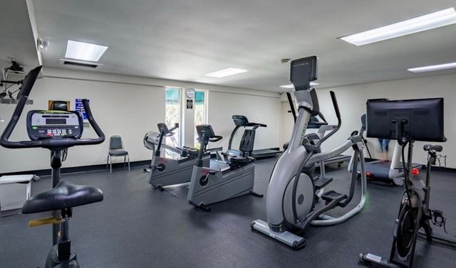 111 BRINY Avenue 27-12, Pompano Beach, FL 33062