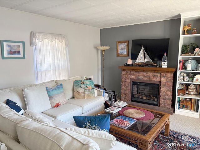 10 Chestnut Drive, Westbrook, CT 06498