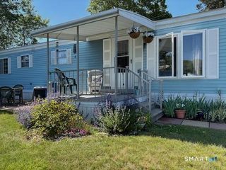 10 Chestnut Drive, Westbrook, CT 06498