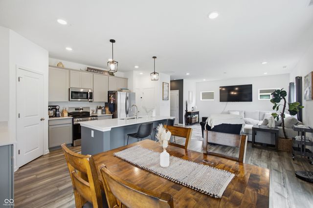 10837 White Fern Way, Indianapolis, IN 46239