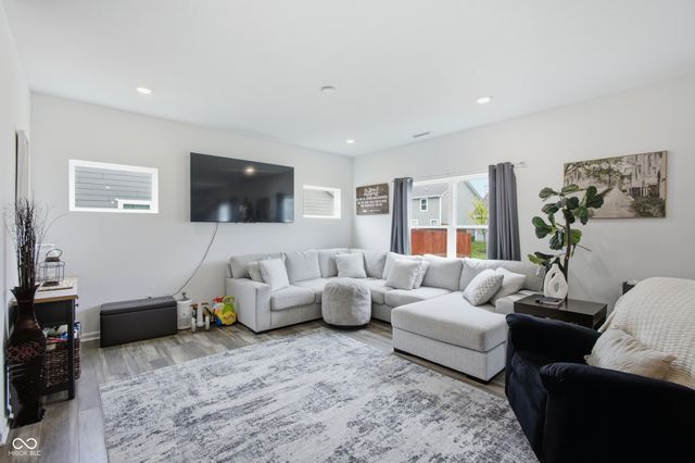 10837 White Fern Way, Indianapolis, IN 46239