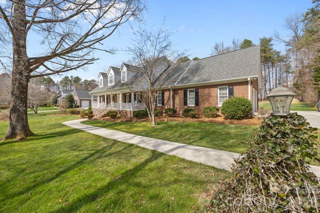 220 St Johns Drive, Salisbury, NC 28144