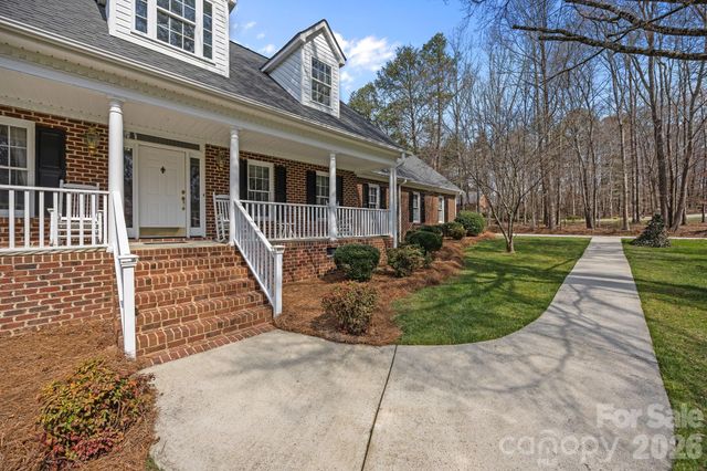 220 St Johns Drive, Salisbury, NC 28144