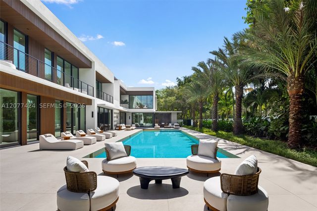 6200 SW 123rd Ter, Pinecrest, FL 33156