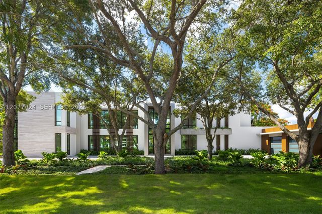 6200 SW 123rd Ter, Pinecrest, FL 33156