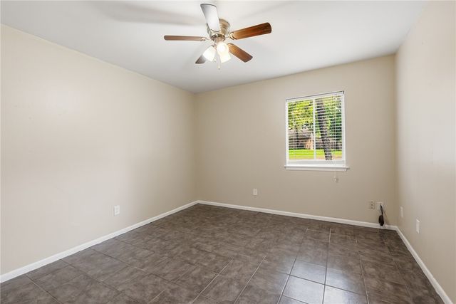 3202 Forestwood Drive, Bryan, TX 77801