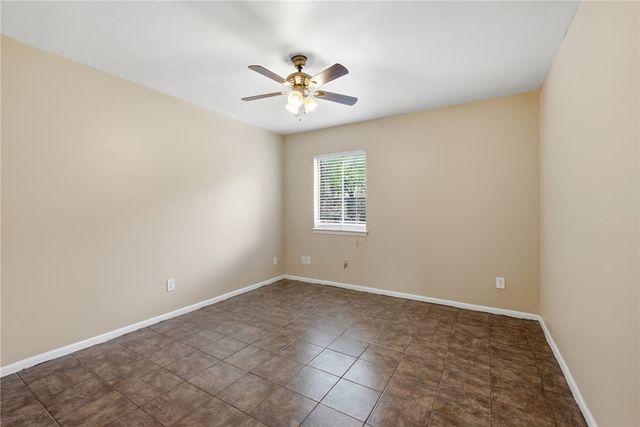 3202 Forestwood Drive, Bryan, TX 77801