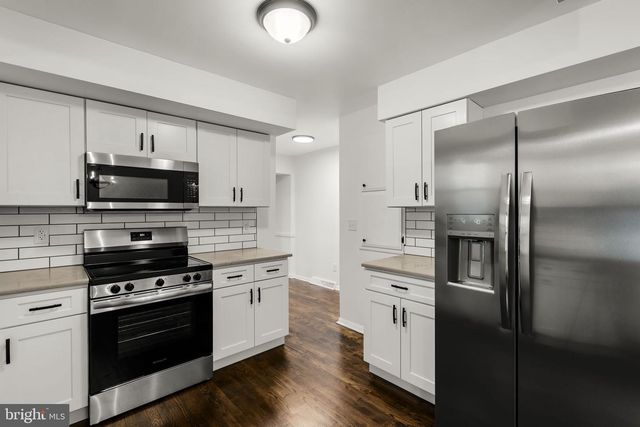 57 FOX CREEK RD, Wrightsville, PA 17368