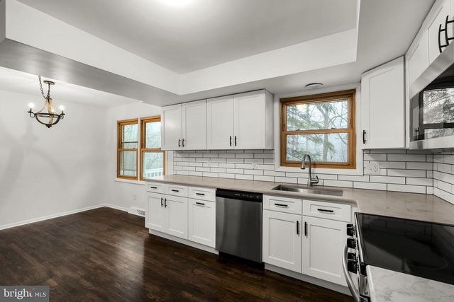 57 FOX CREEK RD, Wrightsville, PA 17368