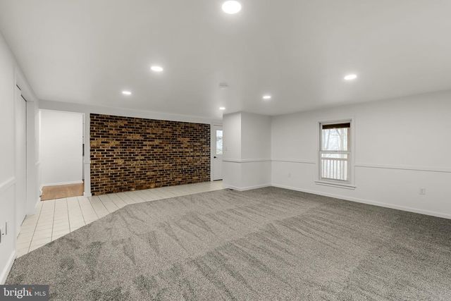 57 FOX CREEK RD, Wrightsville, PA 17368