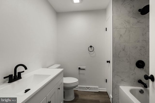 57 FOX CREEK RD, Wrightsville, PA 17368