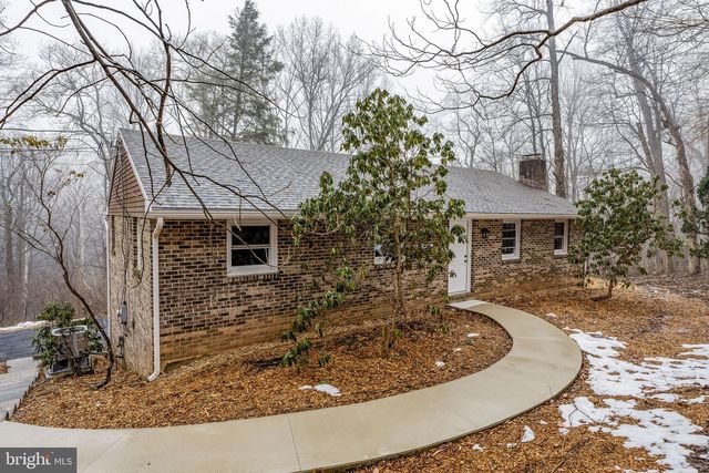 57 FOX CREEK RD, Wrightsville, PA 17368