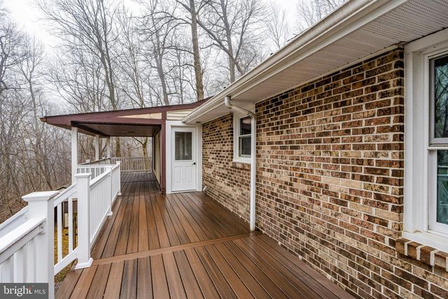 57 FOX CREEK RD, Wrightsville, PA 17368