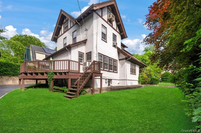 51 Maple Drive, Great Neck, NY 11021