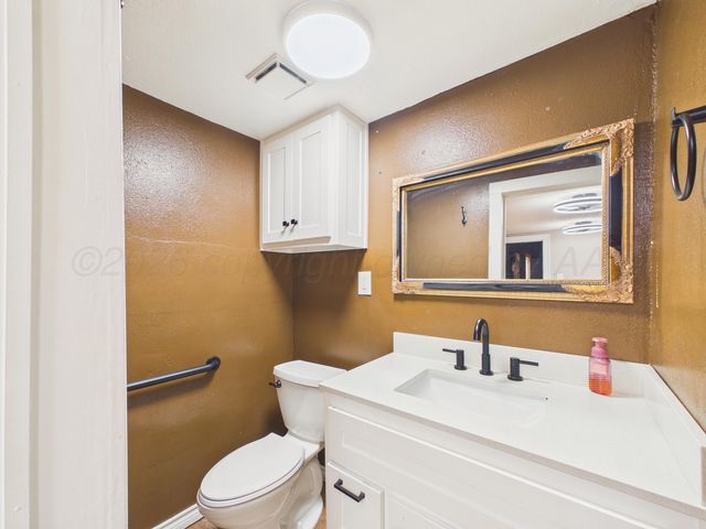 1225 S BONHAM Street, Amarillo, TX 79102