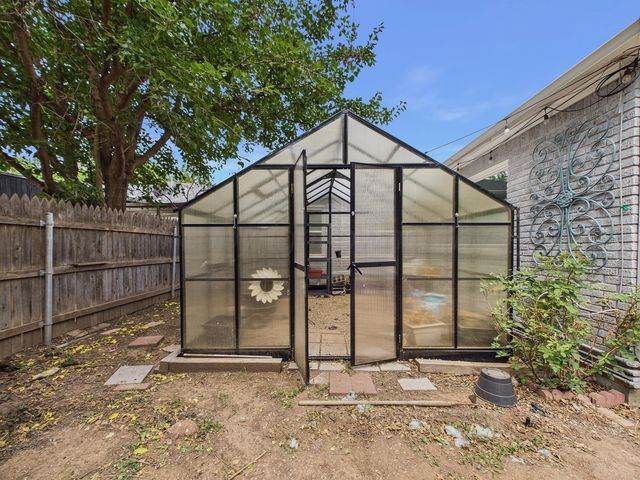1225 S BONHAM Street, Amarillo, TX 79102