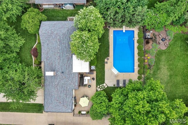 5949 Highfield Road, St Louis, MO 63109