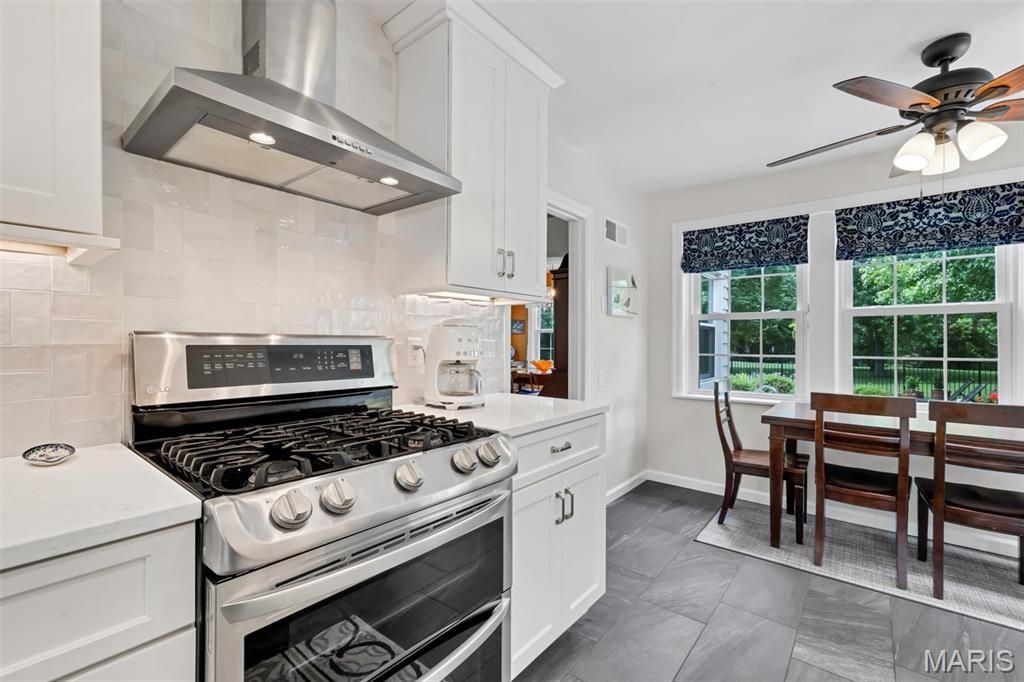 Image 28 of property listing at 5949 Highfield Road, St Louis, MO 63109