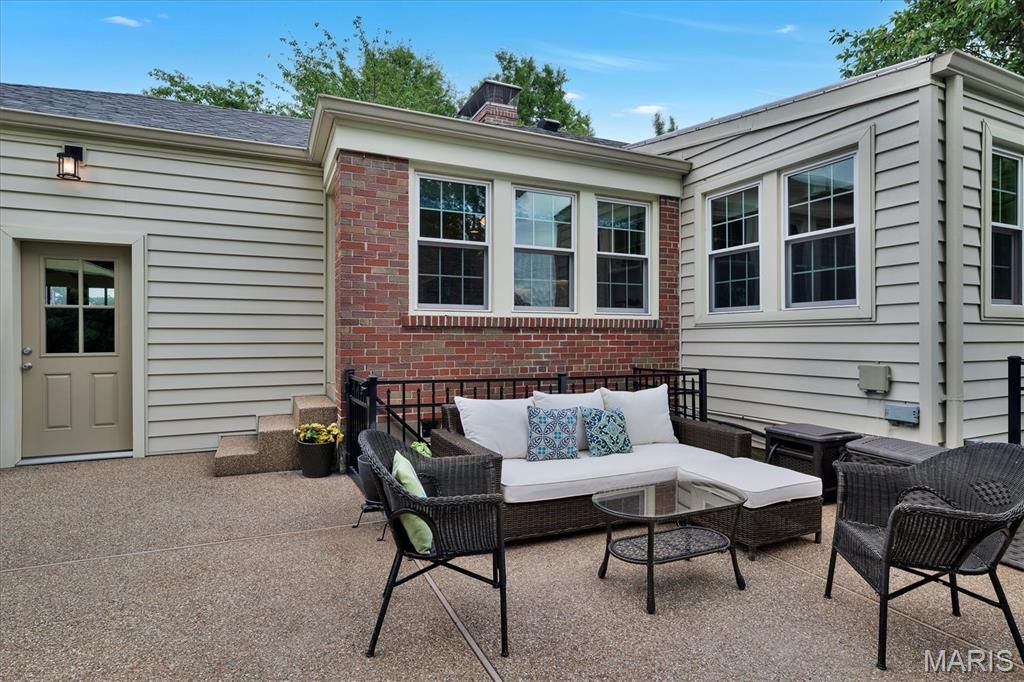 Image 57 of property listing at 5949 Highfield Road, St Louis, MO 63109