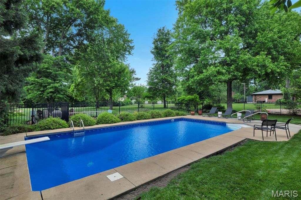 Image 62 of property listing at 5949 Highfield Road, St Louis, MO 63109