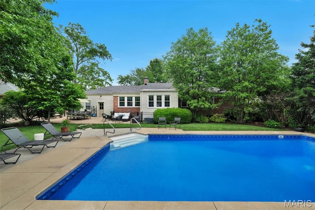 Image 63 of property listing at 5949 Highfield Road, St Louis, MO 63109