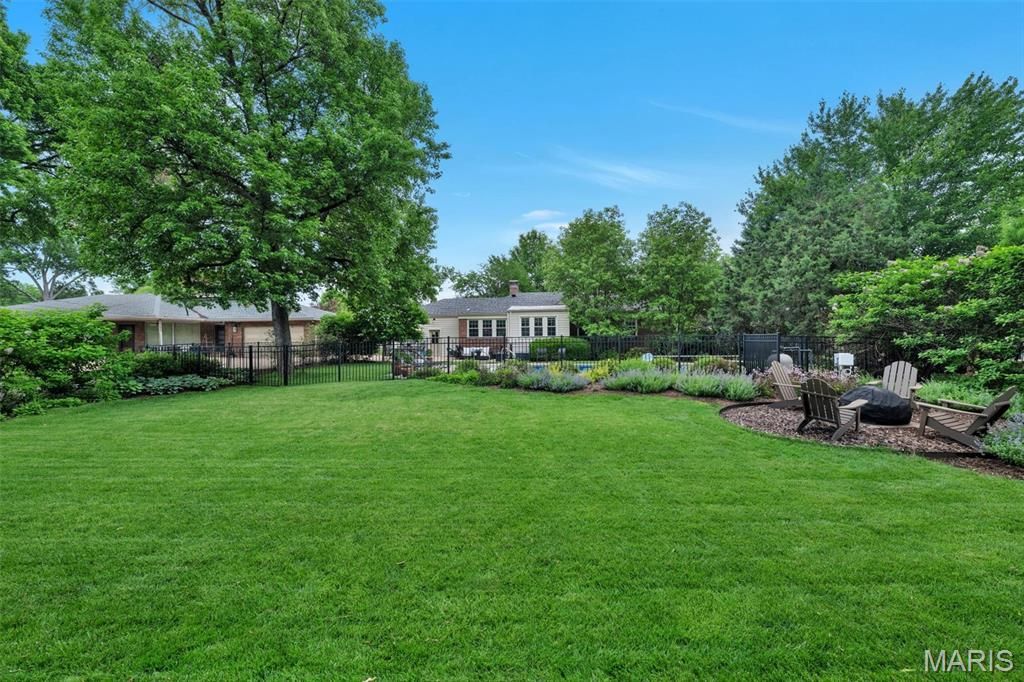 Image 64 of property listing at 5949 Highfield Road, St Louis, MO 63109
