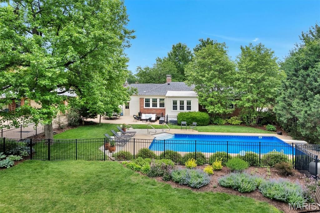 Image 66 of property listing at 5949 Highfield Road, St Louis, MO 63109