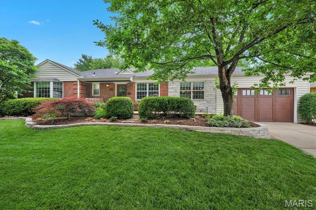 Image 74 of property listing at 5949 Highfield Road, St Louis, MO 63109
