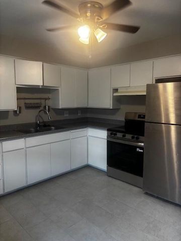 4819 E Cambridge Avenue Apt 1, Phoenix, AZ 85008