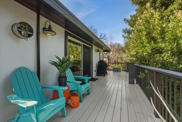 6348 Horseshoe Bar Rd, Loomis, CA 95650