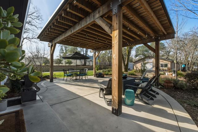 6348 Horseshoe Bar Rd, Loomis, CA 95650