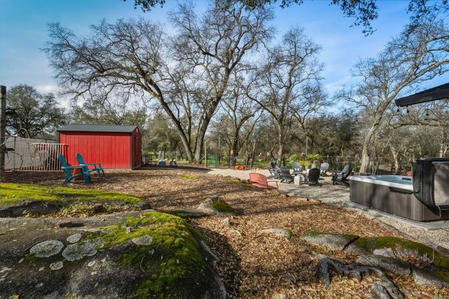 6348 Horseshoe Bar Rd, Loomis, CA 95650