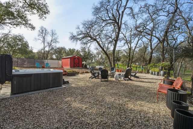 6348 Horseshoe Bar Rd, Loomis, CA 95650