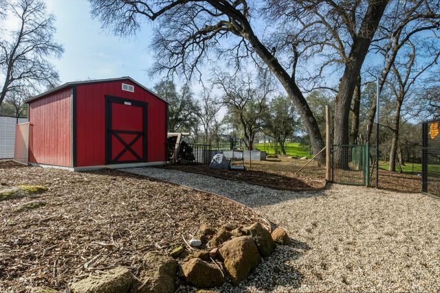 6348 Horseshoe Bar Rd, Loomis, CA 95650