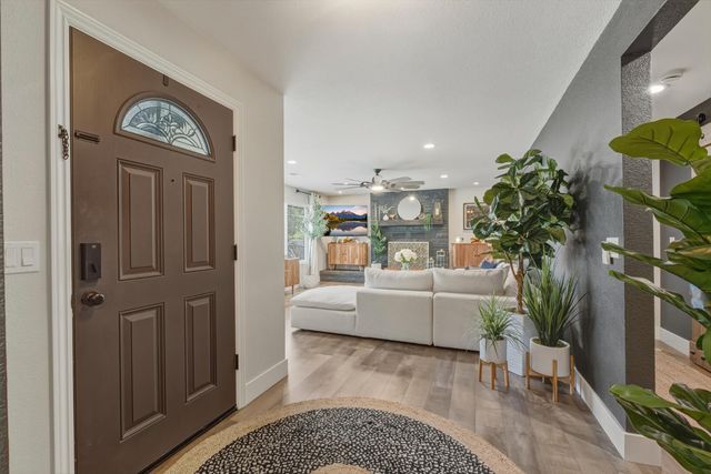 6348 Horseshoe Bar Rd, Loomis, CA 95650