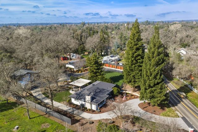 6348 Horseshoe Bar Rd, Loomis, CA 95650