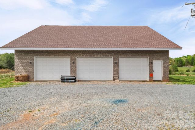 48155 Ingram Road, New London, NC 28127