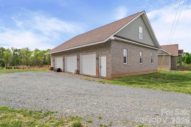 48155 Ingram Road, New London, NC 28127