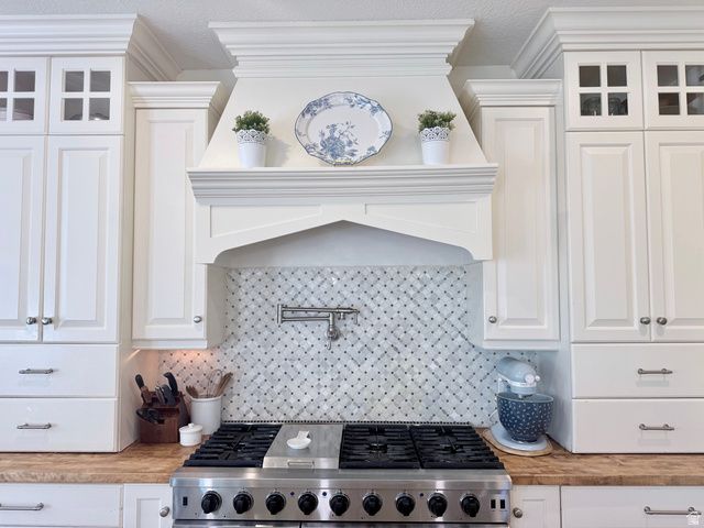 4929 N RAVENCREST LN, Lehi, UT 84048