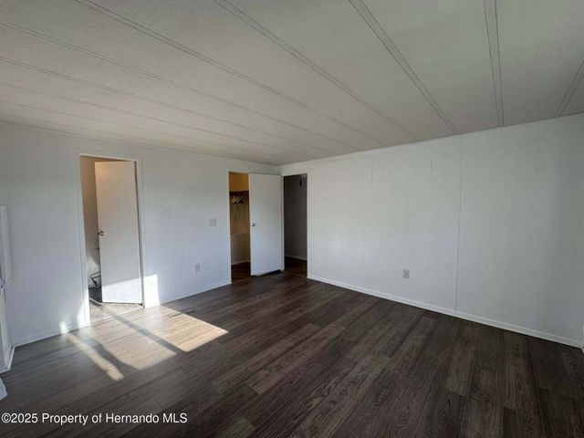 22 Hamilton Avenue, Palm Harbor, FL 34684