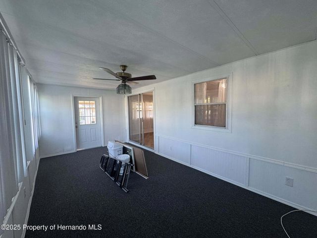 22 Hamilton Avenue, Palm Harbor, FL 34684